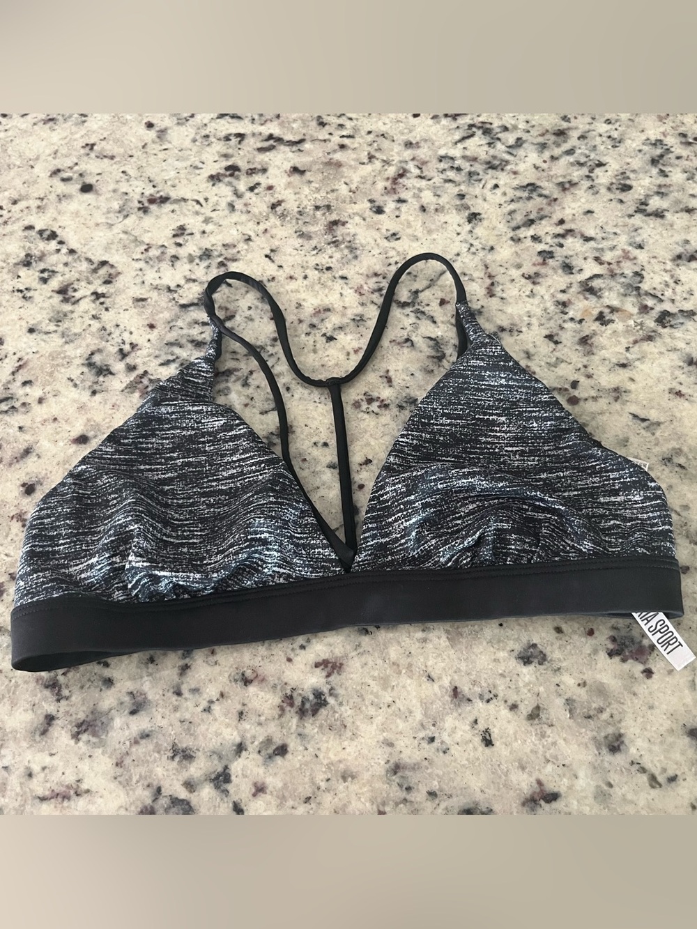 Victoria’s Secret Victoria Sport Sports Bra